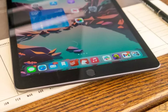 ภาพรีวิว Apple iPad (2021)