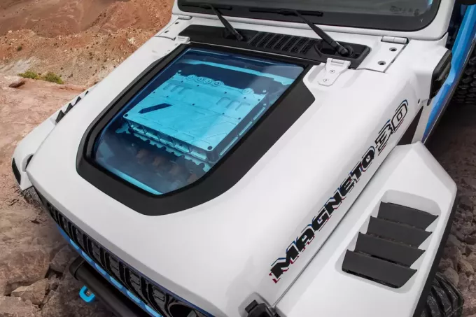 Jeep Wrangler Magneto 3.0 Concept მანქანა. 