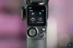 Lehký kamerový stabilizátor RS 3 Mini od DJI je navržen pro použití jednou rukou